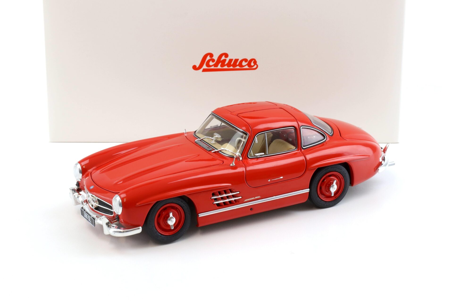 1:18 Schuco Mercedes 300 SL Coupe Gullwing W198 red/ beige interior