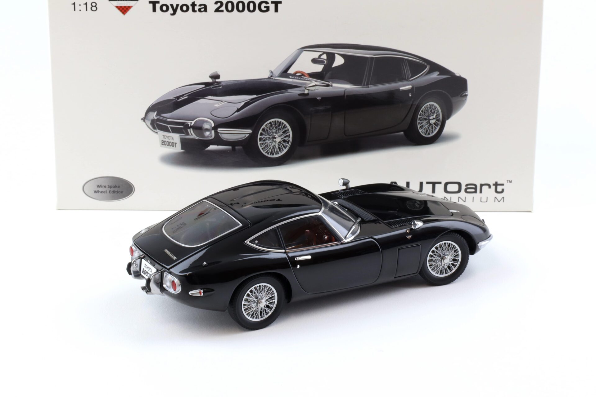 1:18 AUTOart Toyota 2000 GT Coupe black/ wire spoke wheels DIECAST 78750