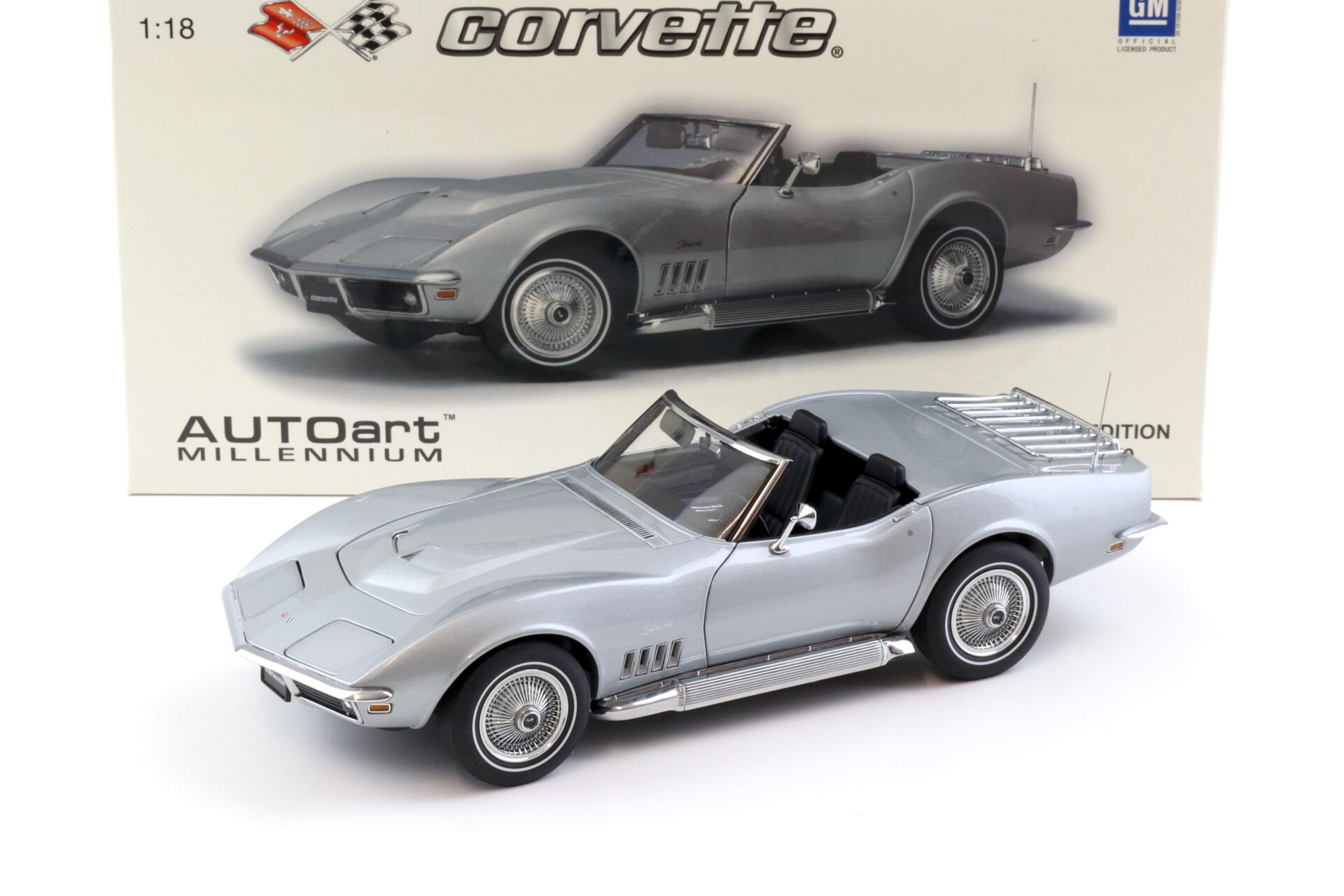 1:18 AUTOart Chevrolet Corvette Convertible 1969 Cortez silver 71162