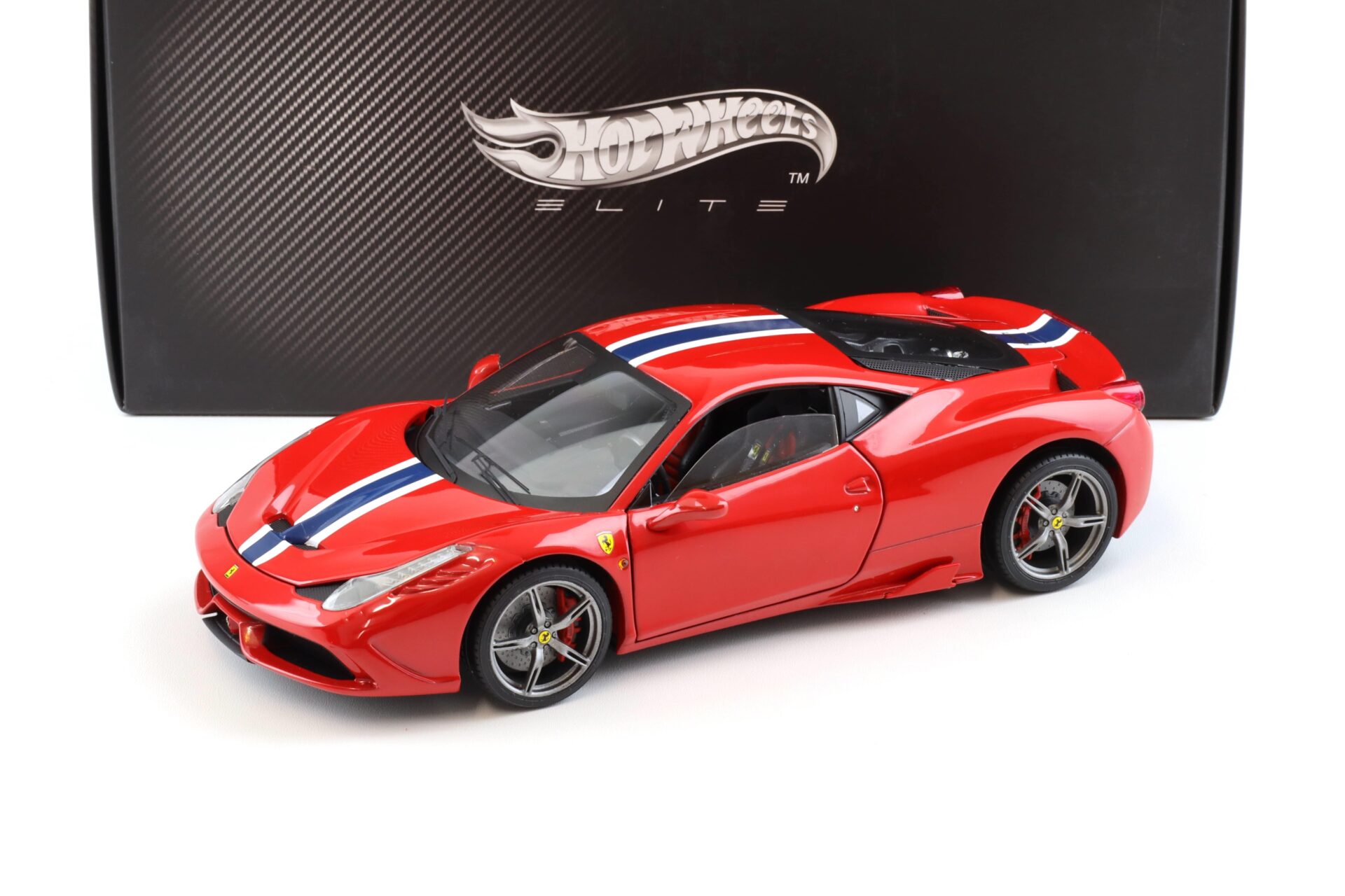 1:18 Hot Wheels Elite Ferrari 458 Speciale Coupe Rosso Corsa red BLY31