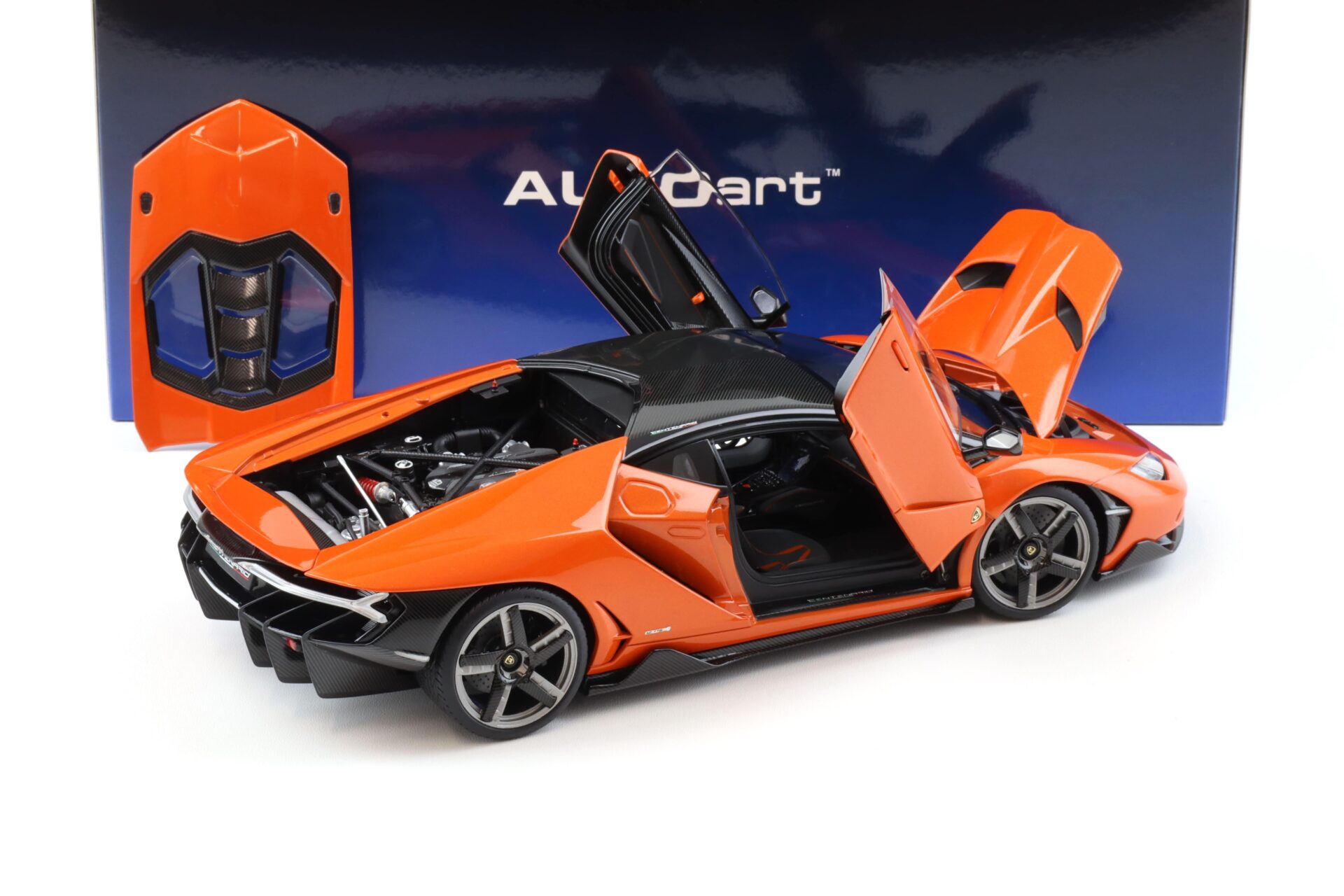 1:18 AUTOart Lamborghini Centenario 2016 Arancio Argos/ pearl orange 79201
