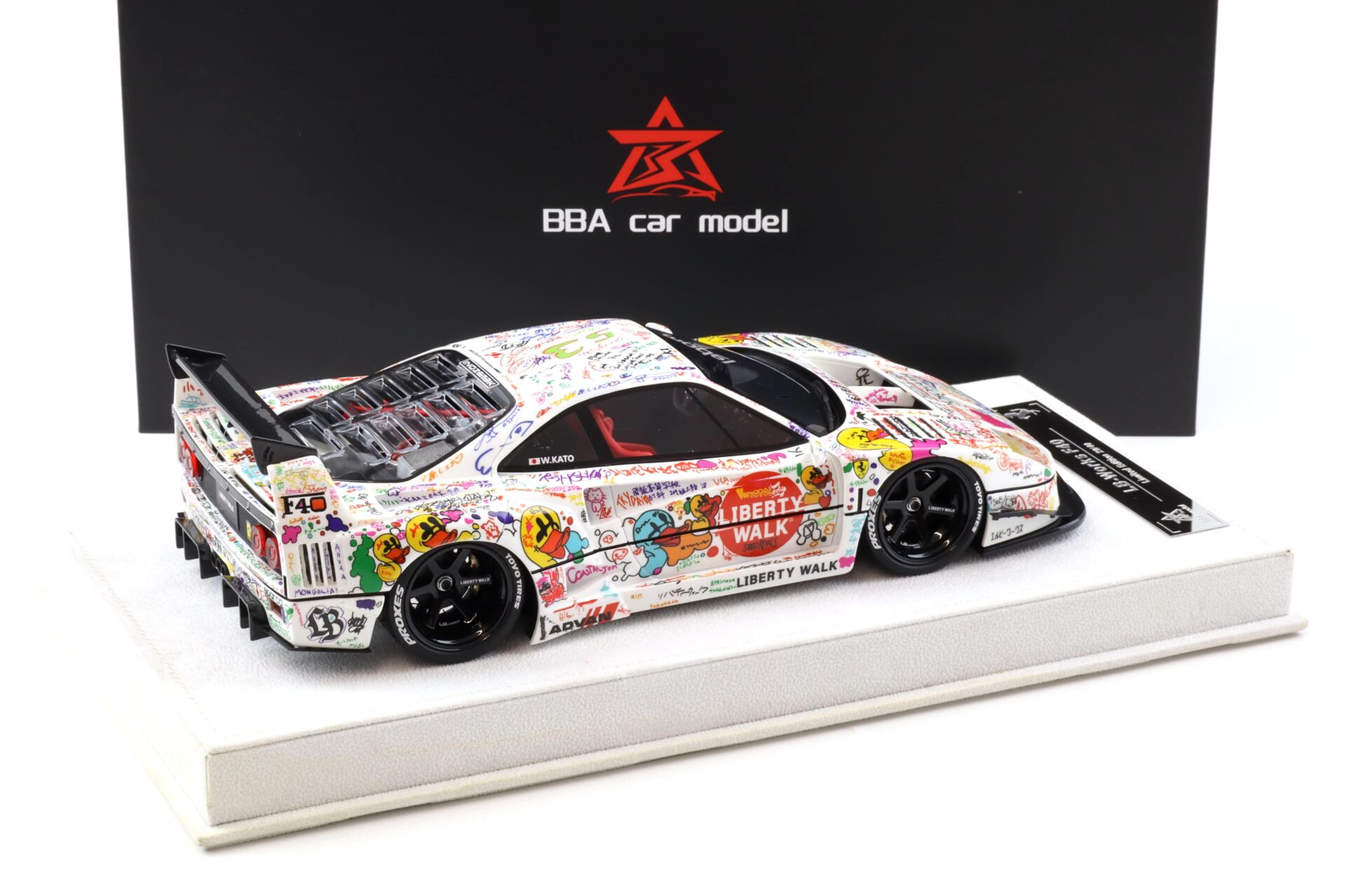 1:18 BBA Model Ferrari F40 LB Works LBWK Livery white with display - Limited 40 pcs.