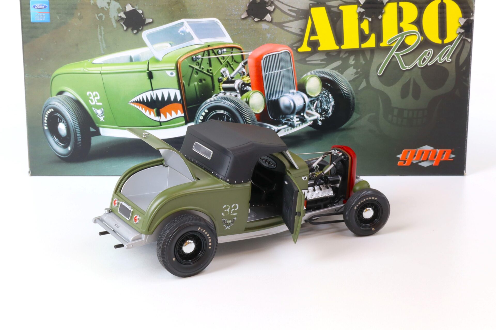 1:18 GMP 1932 Ford Deuce AERO ROD Roadster Hot Rod matt green G1805022