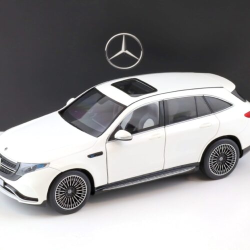 1:18 NZG Mercedes EQC 400 4Matic N293 diamond white bright DEALER VERSION - Image 1