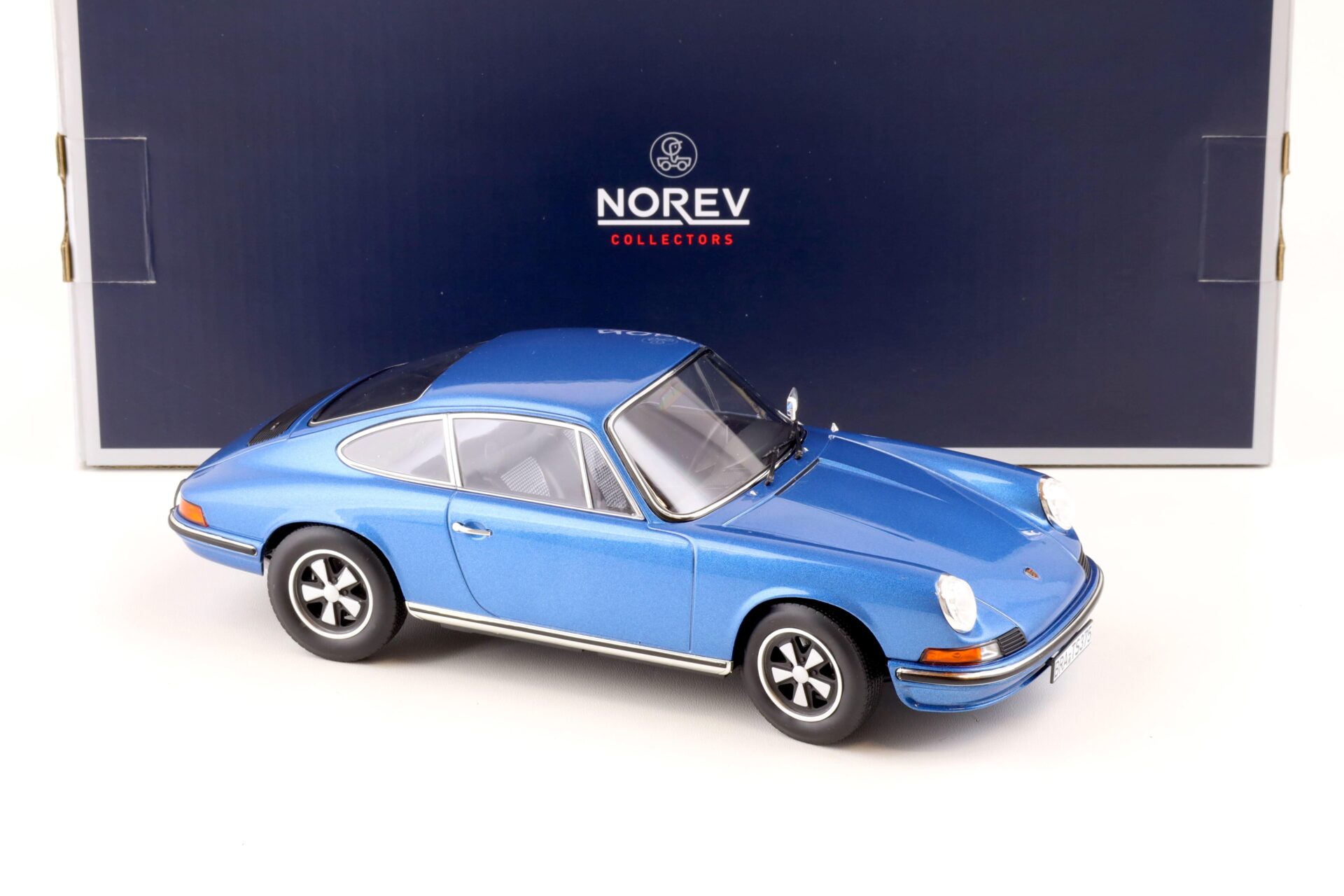 1:18 Norev Porsche 911 S Coupe 2.4 blue metallic 1973