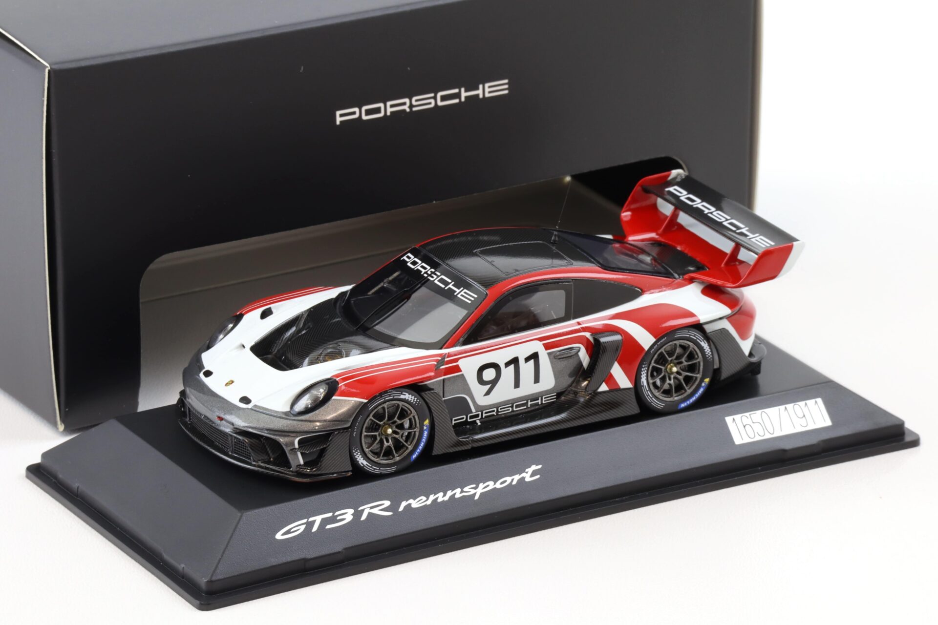 1:43 Spark Porsche 911 992 GT3 R Rennsport Flacht Design #911 WAP DEALER
