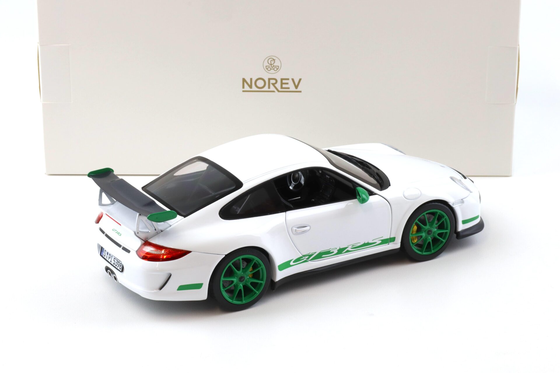 1:18 Norev Porsche 911 997.2 GT3 RS Coupe 2009 white/ green - Limited 300 pcs.