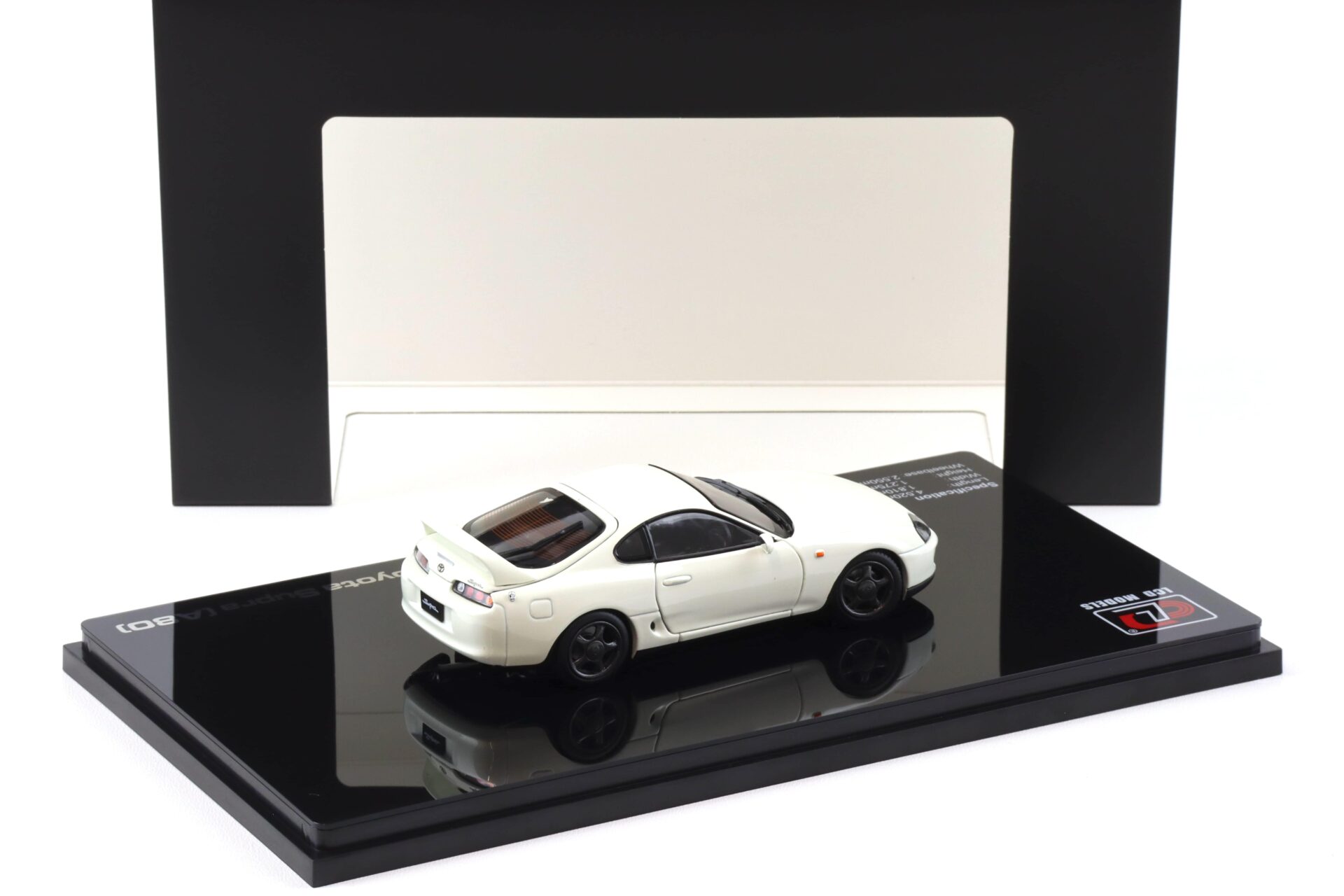 1:43 LCD Models Toyota Supra A80 Coupe RHD white LCD43009-WH