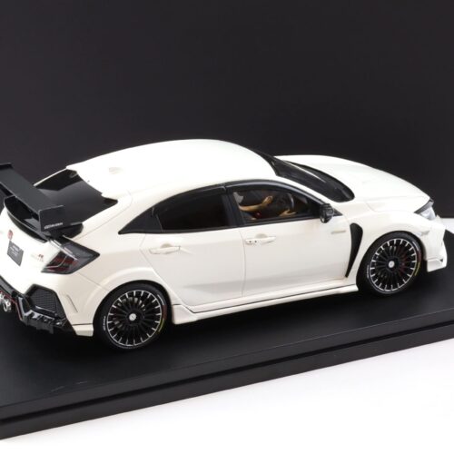 1:18 POP RACE Honda Civic Type R FK8 MUGEN white with driver