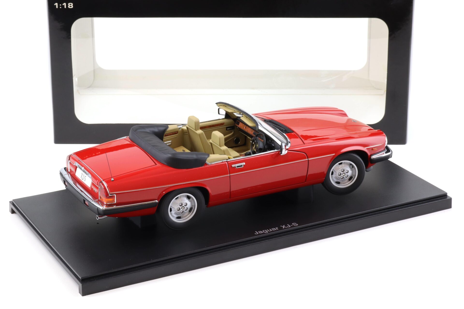 1:18 AUTOart Jaguar XJ-S V12 Convertible red 73572