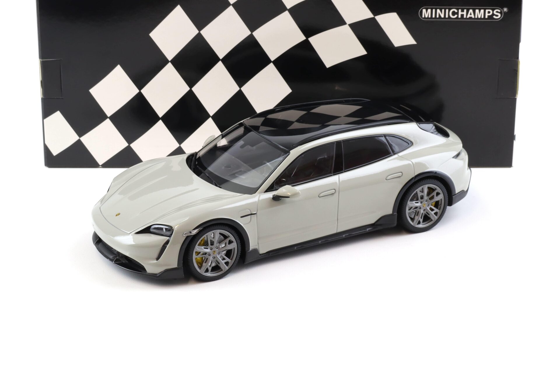 1:18 Minichamps Porsche Taycan Turbo S Cross Turismo 2021 Chalk grey