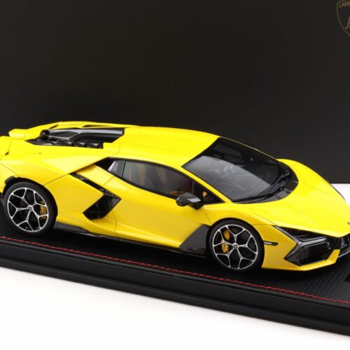 1:18 MR Collection Lamborghini Revuelto Giallo yellow with display - Limited 49 pcs.