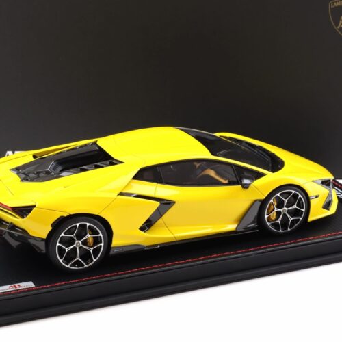 1:18 MR Collection Lamborghini Revuelto Giallo yellow with display - Limited 49 pcs.