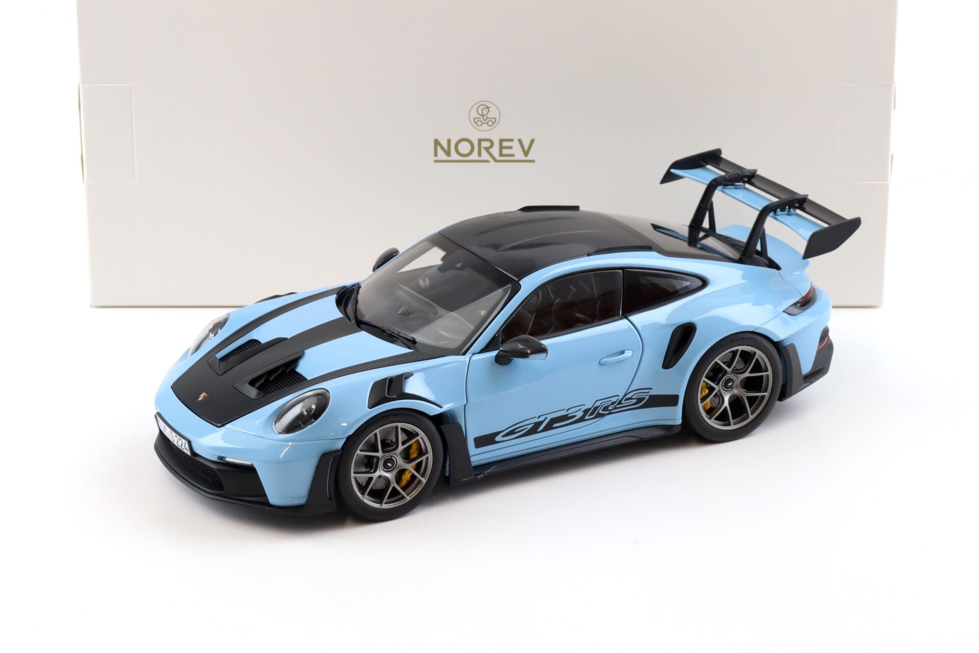 1:18 Norev Porsche 911 992 GT3 RS Weissach Package 2022 Gulf blue 187367