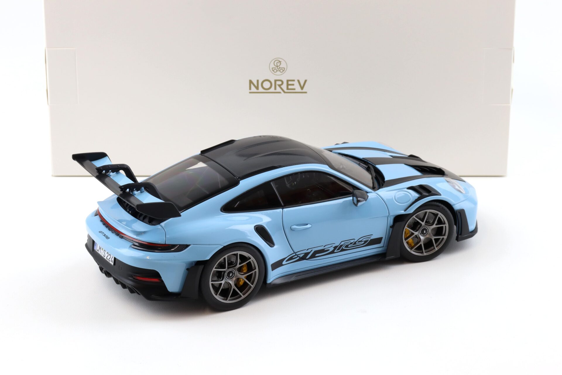 1:18 Norev Porsche 911 992 GT3 RS Weissach Package 2022 Gulf blue 187367