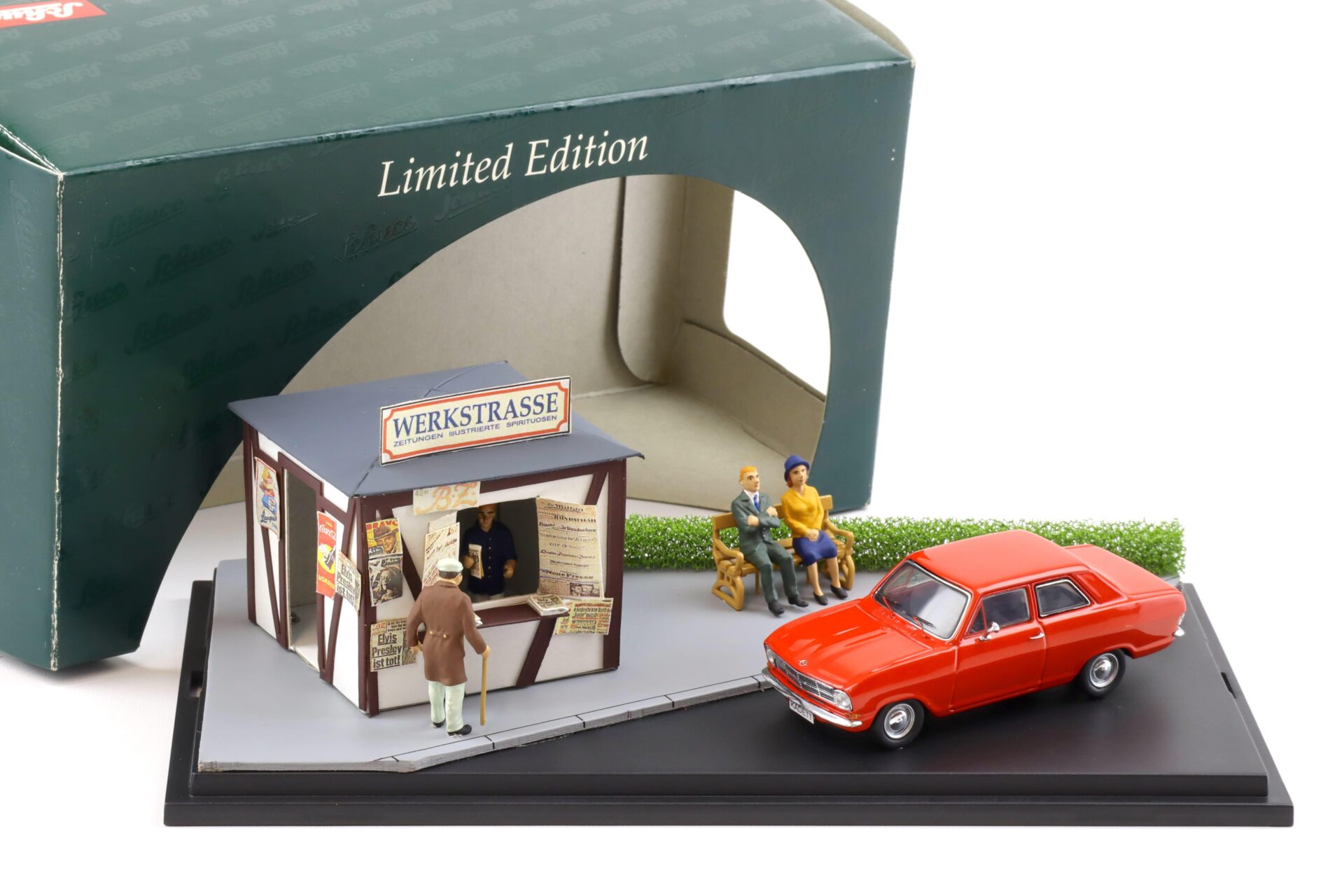 1:43 Schuco Diorama Zeitungs-Kiosk Opel Kadett B red 02945