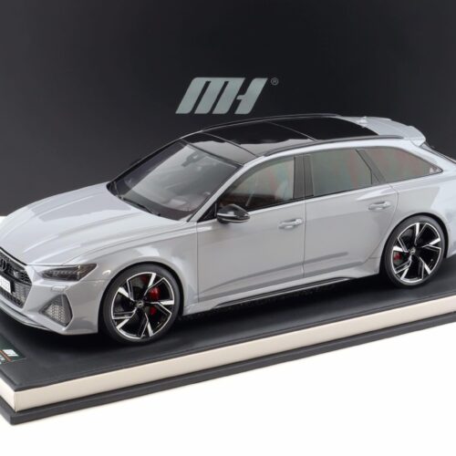 1:12 Motorhelix Audi RS6 Avant C8 Nardo grey 2021 with display - Limited 30 pcs.