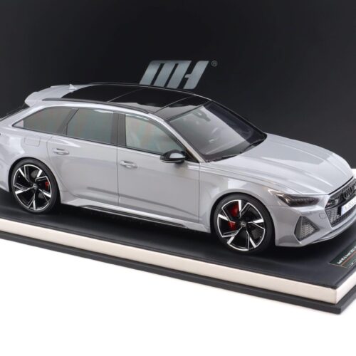 1:12 Motorhelix Audi RS6 Avant C8 Nardo grey 2021 with display - Limited 30 pcs.
