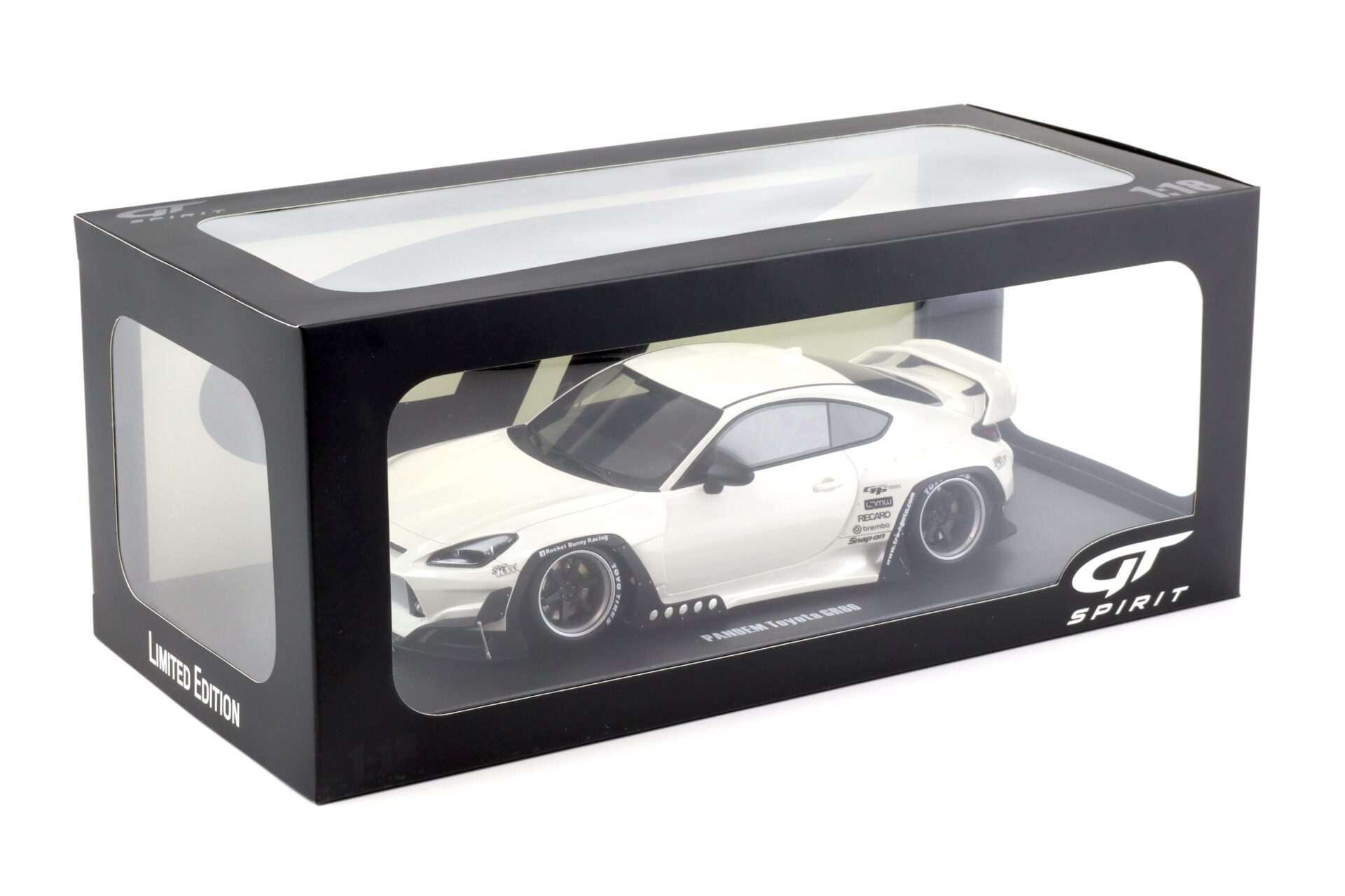 1:18 GT Spirit GT498 Pandem Toyota GR86 Coupe Crystal white 2023