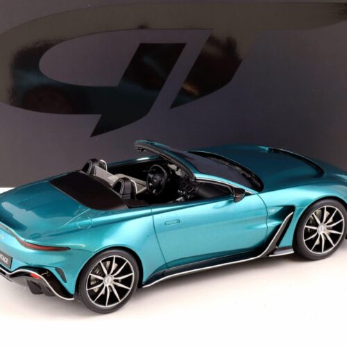 1:18 GT Spirit GT445 Aston Martin V12 Vantage Roadster 2023 green metallic