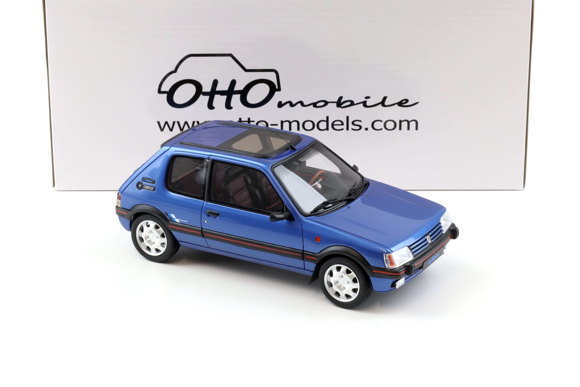 1:18 OTTO mobile OT1153 Peugeot 205 1.9 GTI Le Mans Miami blue 1991