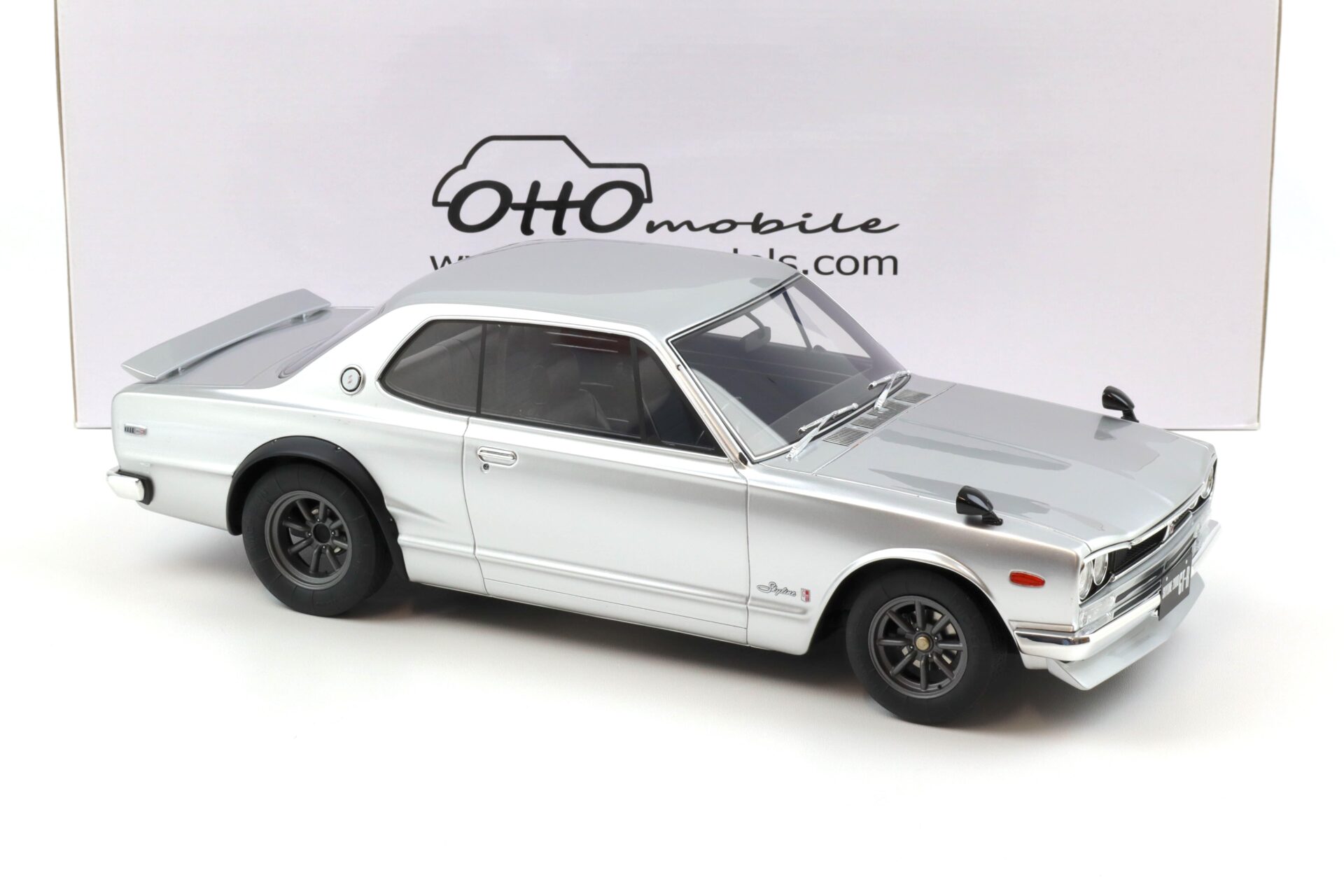 1:12 OTTO mobile G094 Nissan Skyline 2000 GT-R (KPGC10) silver 1971