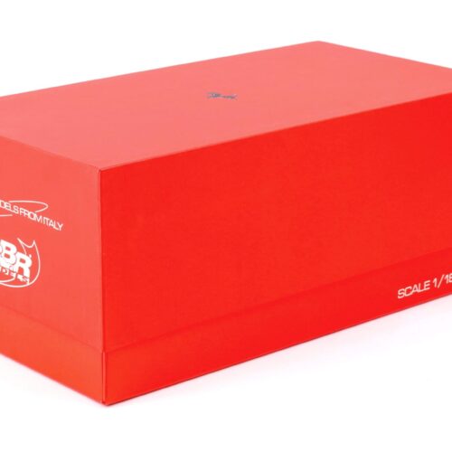 1:18 BBR Ferrari F8 Tributo Coupe Rosso Corsa red with display - Limited 48 pcs.