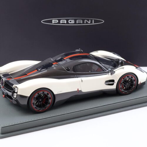 1:18 BBR Pagani Utopia Bianco Benny white/ Carbon - Limited 50 pcs.