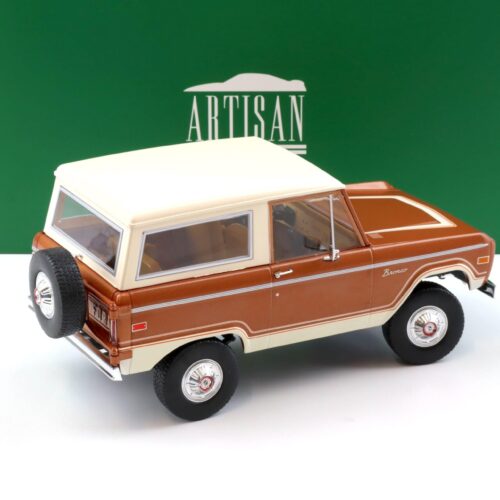 1:18 Greenlight Artisan 1973 Ford Bronco Ranger Hot Ginger metallic/ white