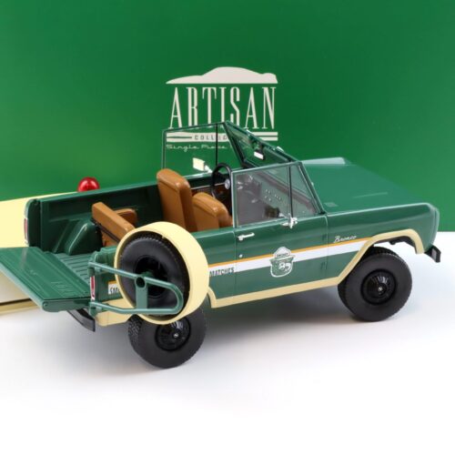 1:18 Greenlight Artisan 1967 Ford Bronco Smokey Bear Forest Ranger green/ cream