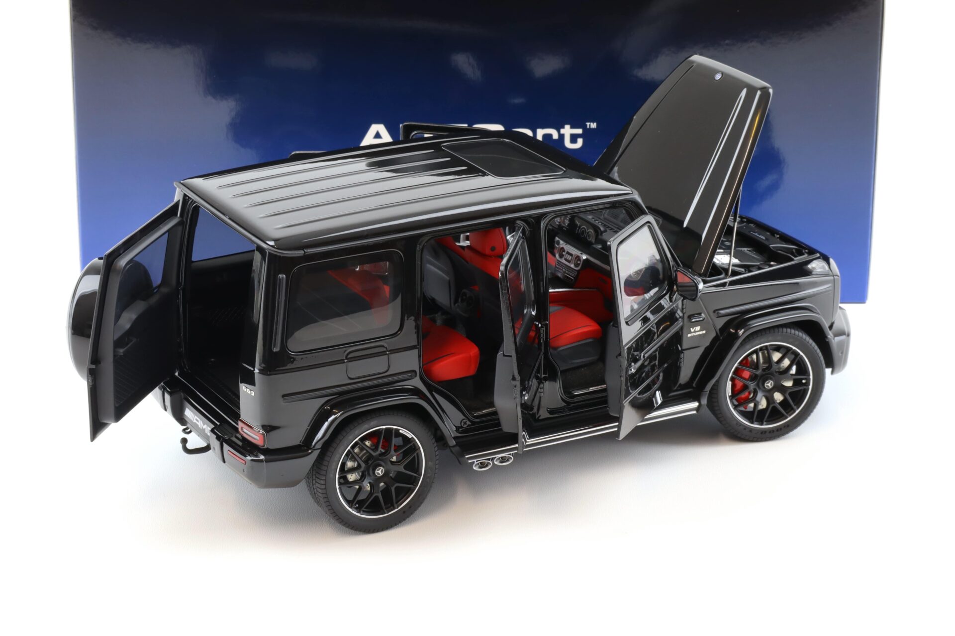 1:18 AUTOart Mercedes G63 AMG 2019 W463A Gloss black