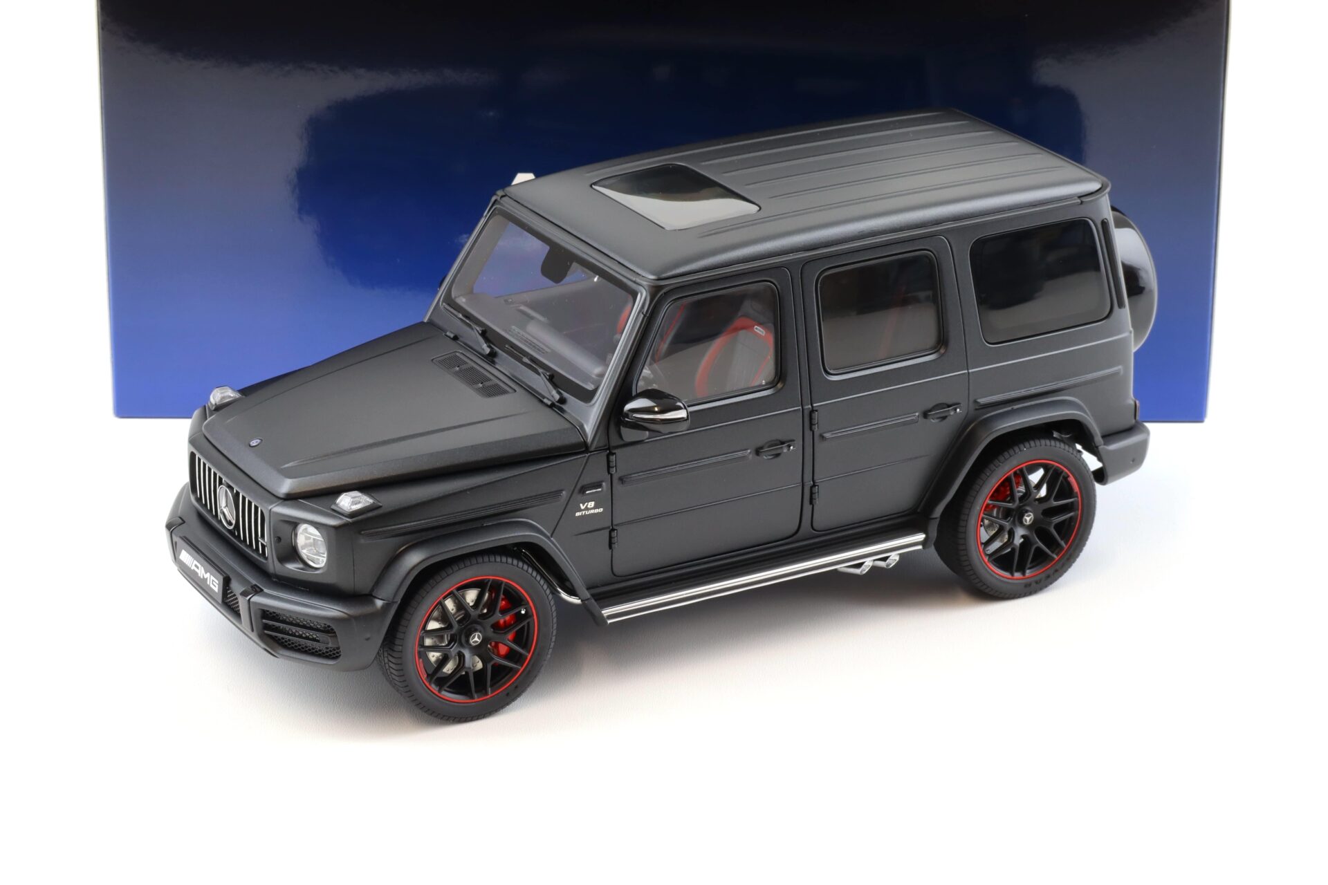 1:18 AUTOart Mercedes G63 AMG 2019 W463A Designo Night black Magno/ matt black