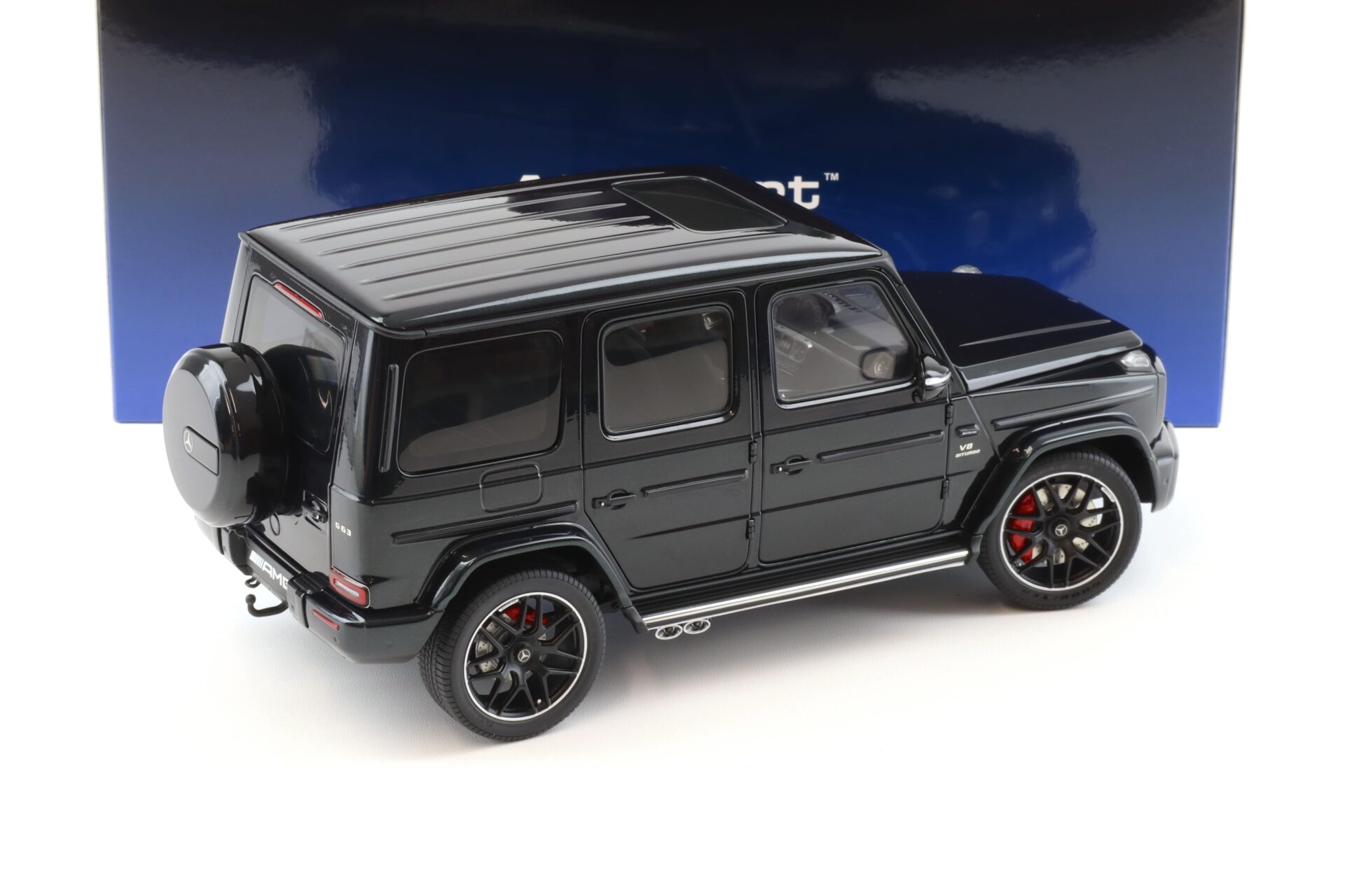 1:18 AUTOart Mercedes G63 AMG 2019 W463A Emerald green metallic