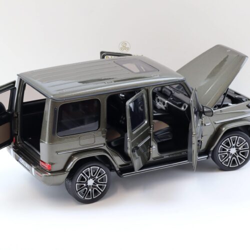 1:18 Norev Mercedes G-Klasse G-Class G500 N465 Indium grey metallic 2024