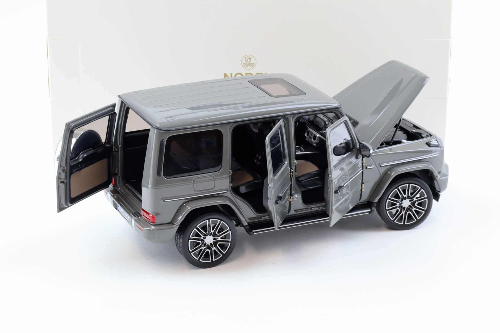 1:18 Norev Mercedes G-Klasse G-Class G500 N465 Classic grey 2024