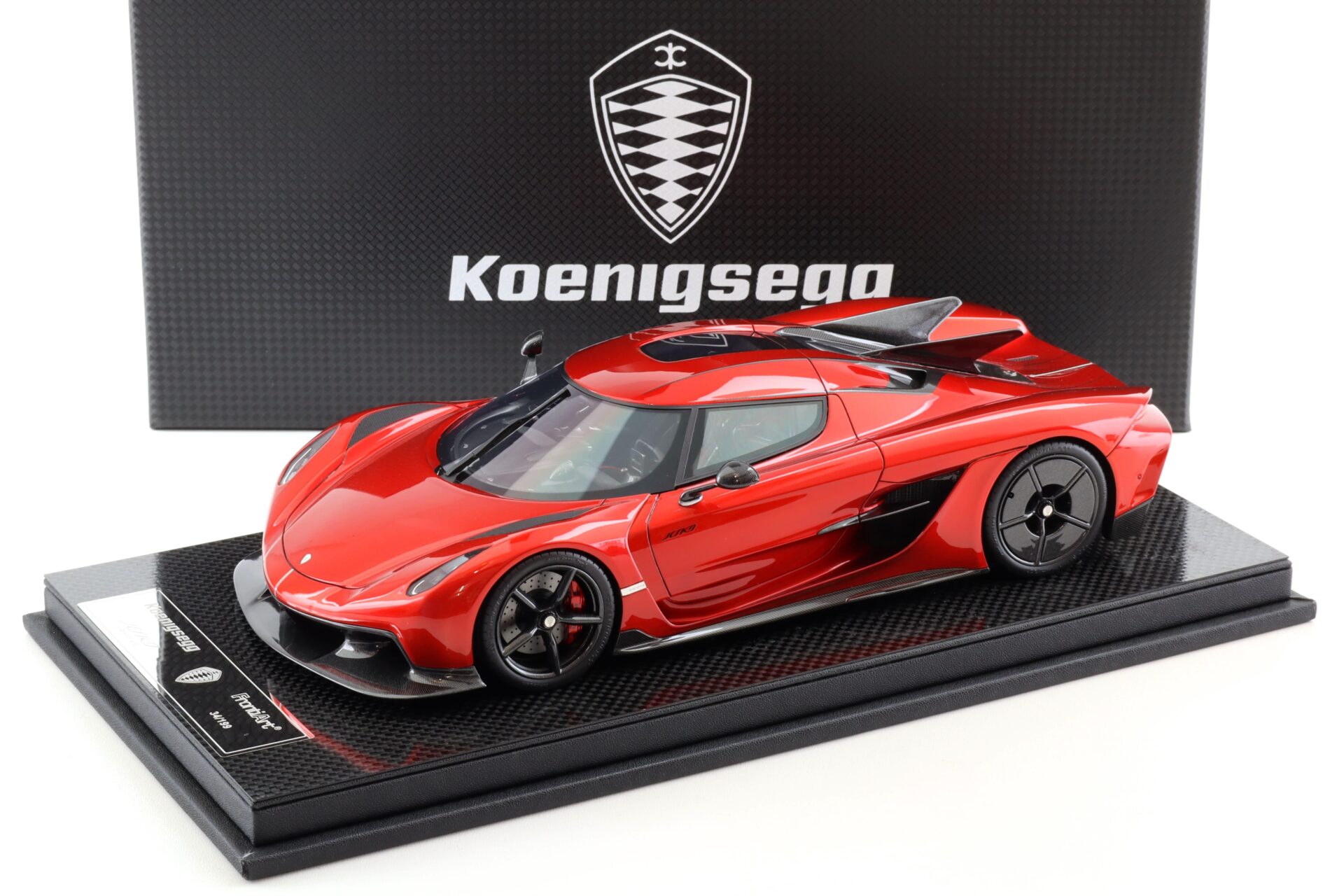 1:18 FrontiArt Koenigsegg Jesko Absolute Apple red F160-77 - Limited 199 pcs.