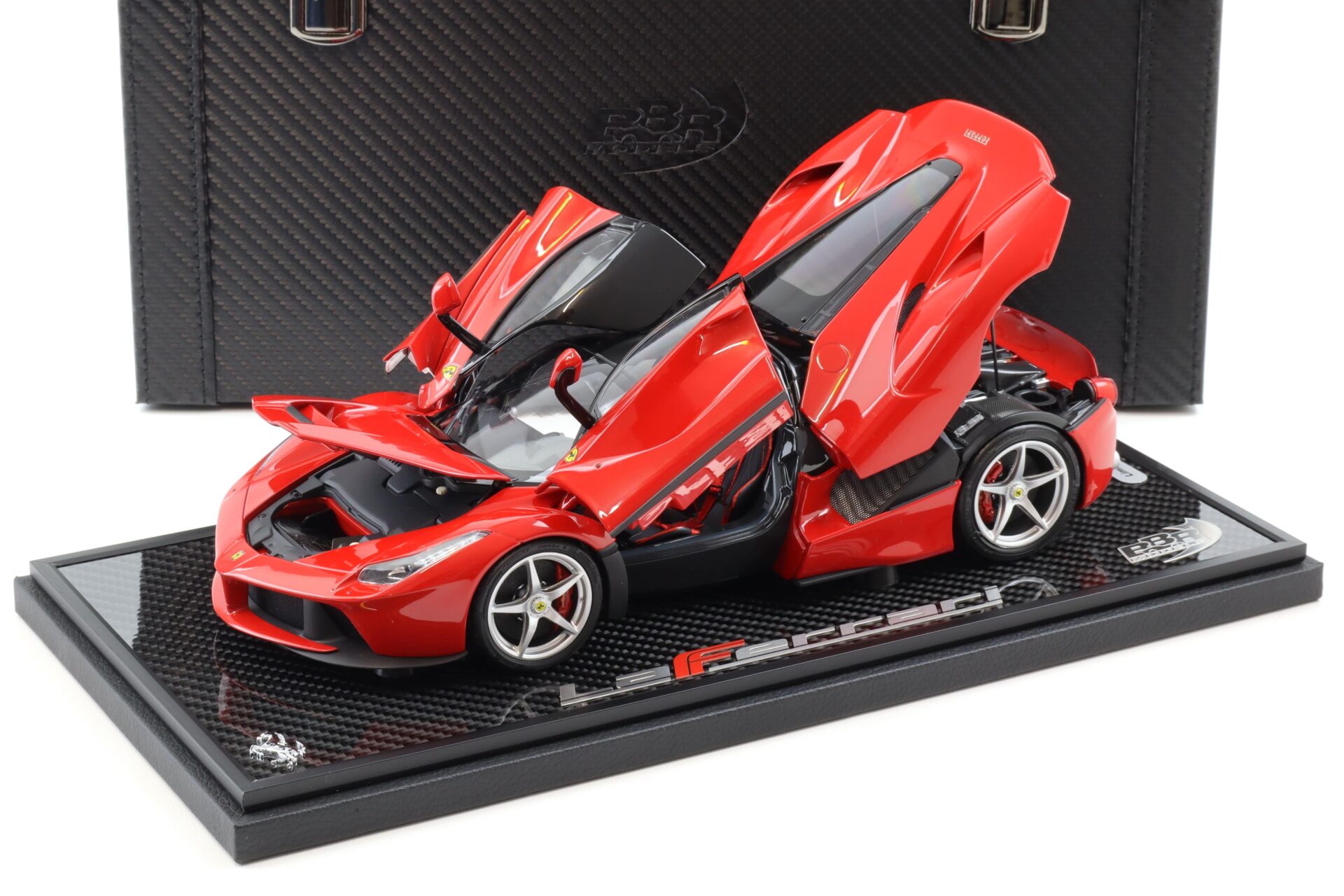 1:18 BBR Ferrari LaFerrari Rosso Corsa red 4P seatbelt red Special Pack - Limited 20 pcs.