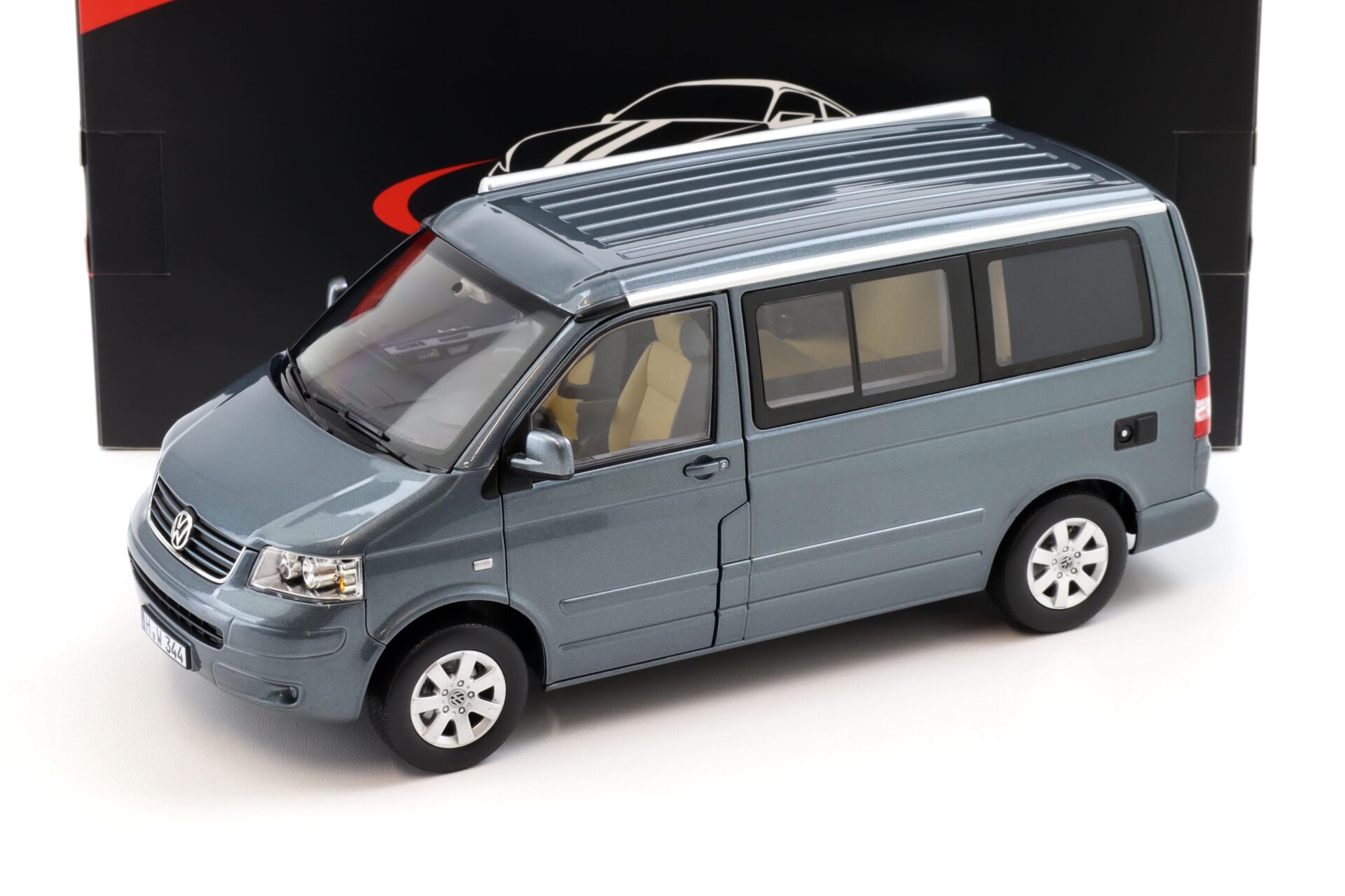 PREORDER 1:18 Norev VW T5 California 2003 Off-Road grey metallic - Limited 1000 pcs.