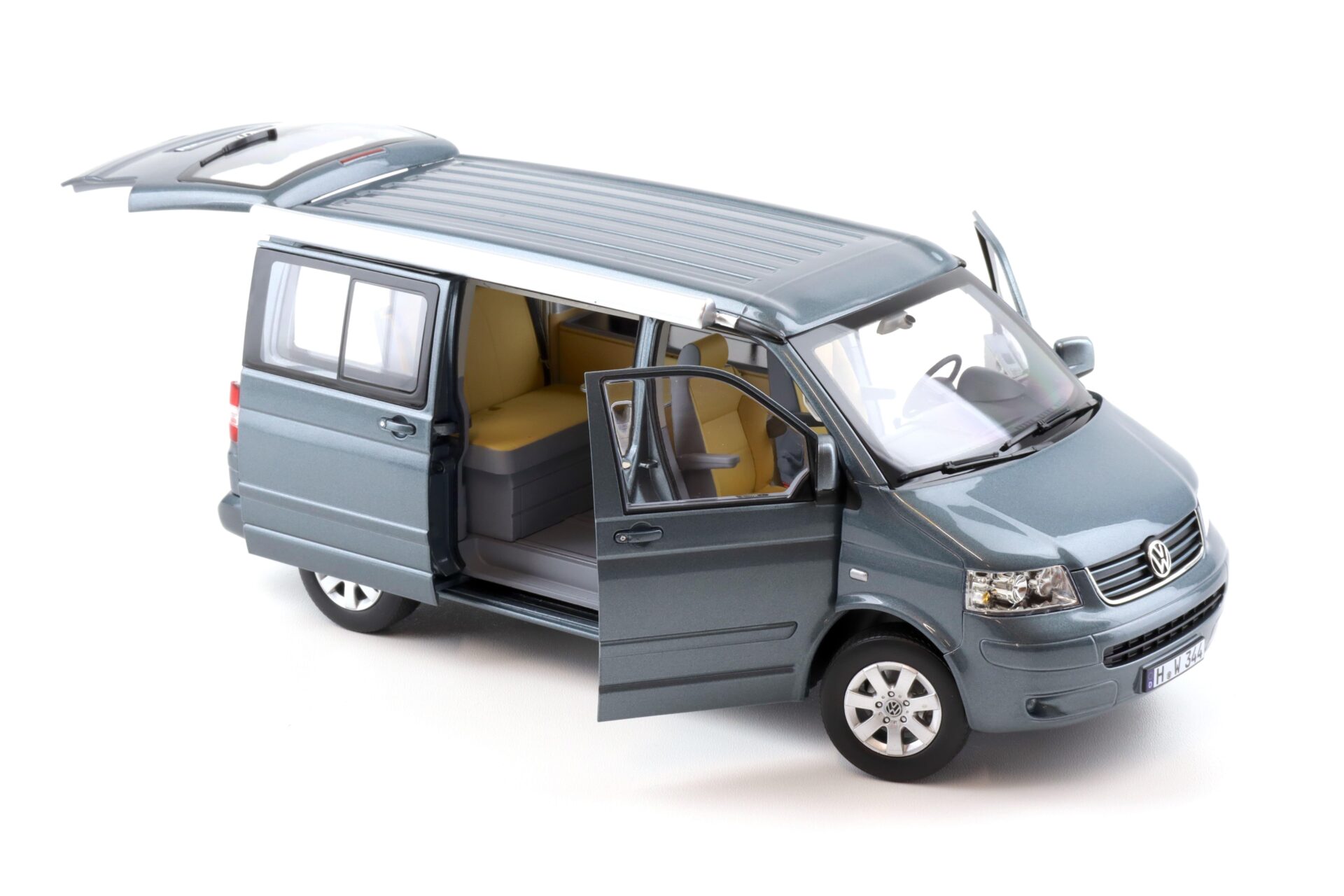 PREORDER 1:18 Norev VW T5 California 2003 Off-Road grey metallic - Limited 1000 pcs.