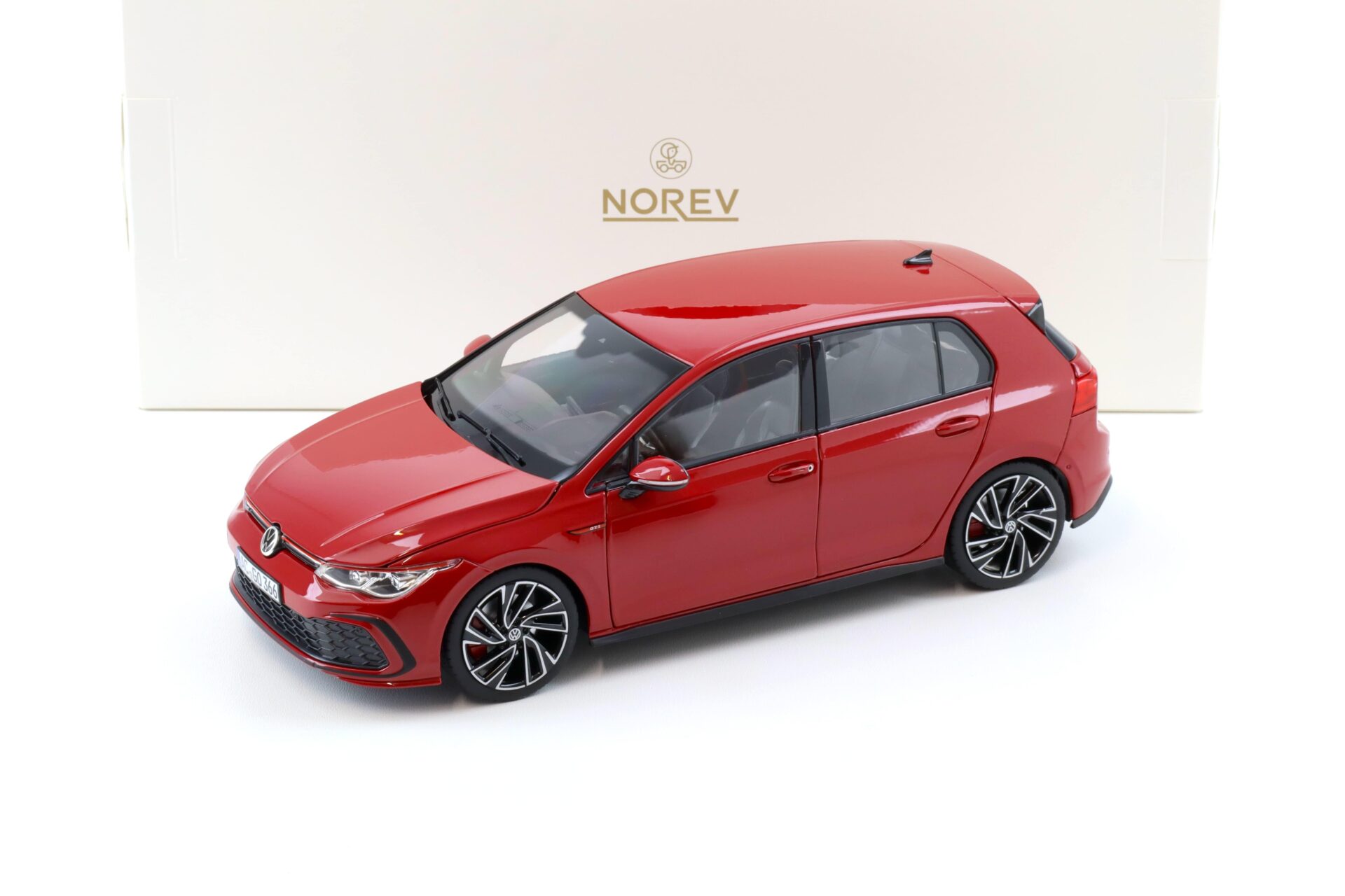 1:18 Norev VW Golf 8 VIII GTI 2021 Tornado red