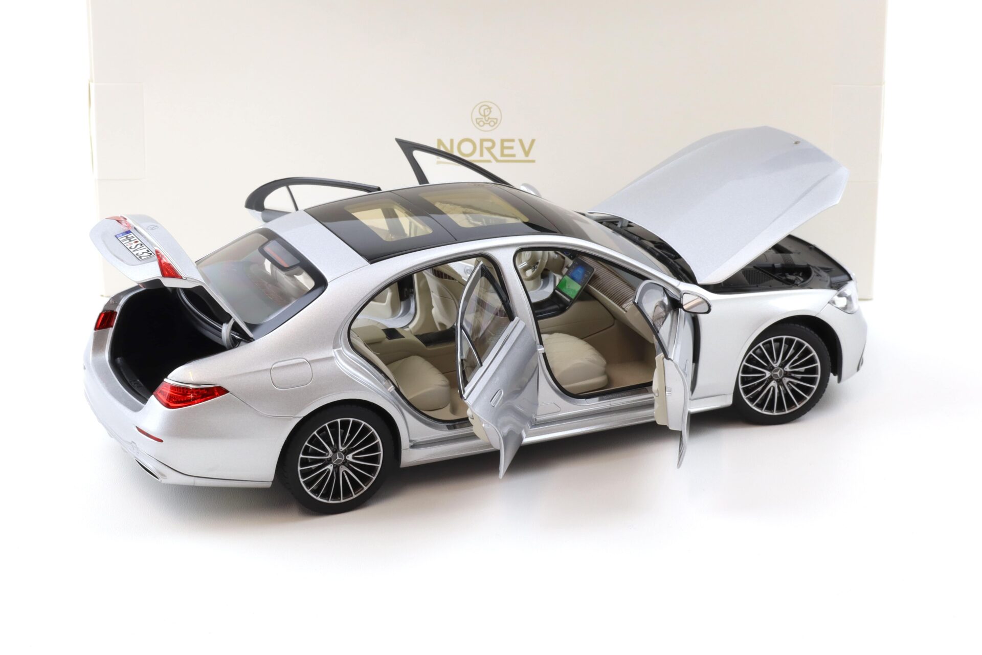 1:18 Norev Mercedes S-Klasse AMG-Line Limousine 2021 silver metallic