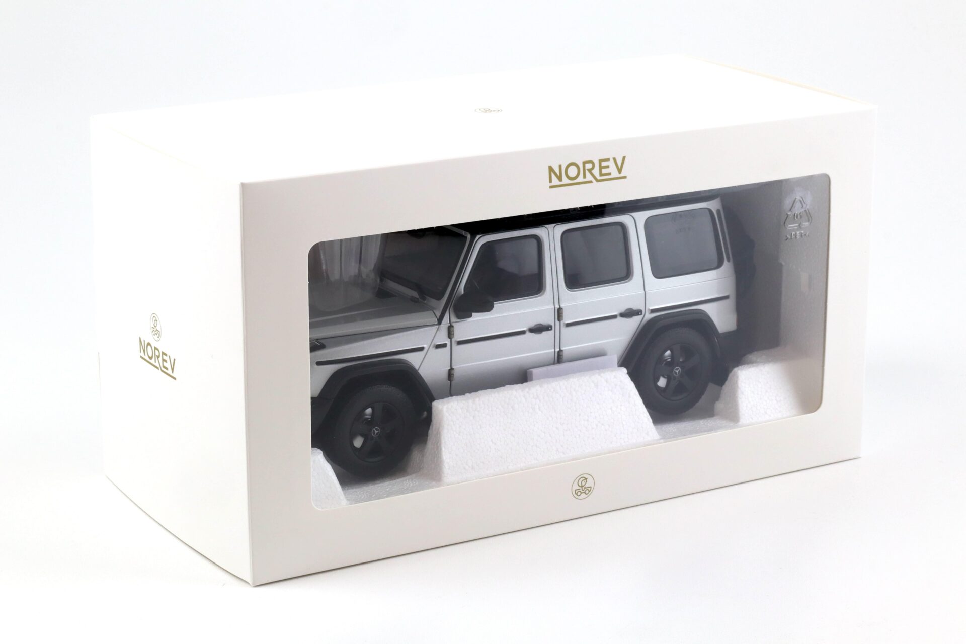 1:18 Norev Mercedes G-Klasse G500 Professional Line W465 Iridium silver 2024