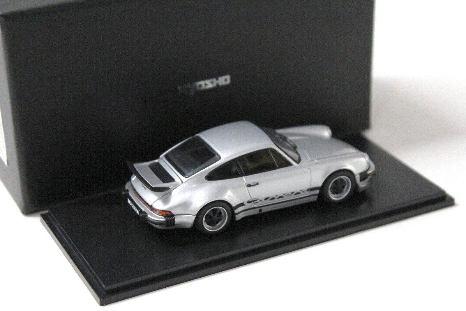 1:43 Kyosho Porsche 911 Carrera 2.7 silver 1975