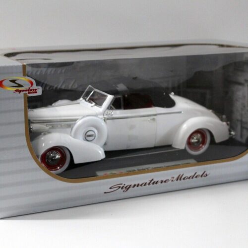 1:18 Signature Models 1938 Buick Century Convertible white - Image 4