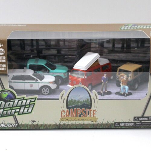 1:64 Greenlight Motor World Campsite Cruisers Diorama SET