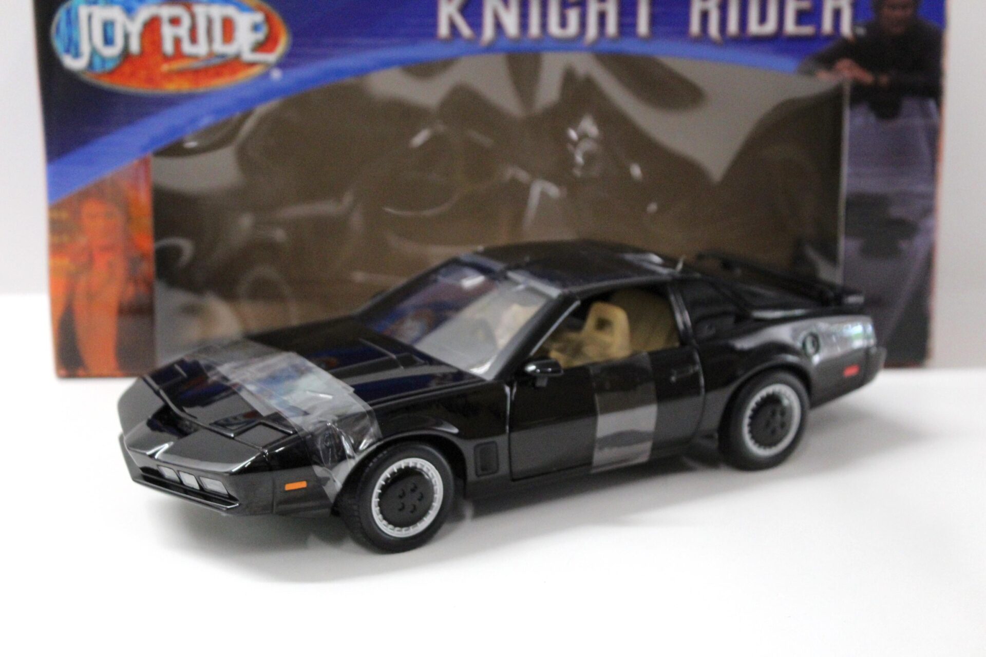 1:18 Joyride ERTL Knight Rider 1982 Pontiac Trans Am KITT black