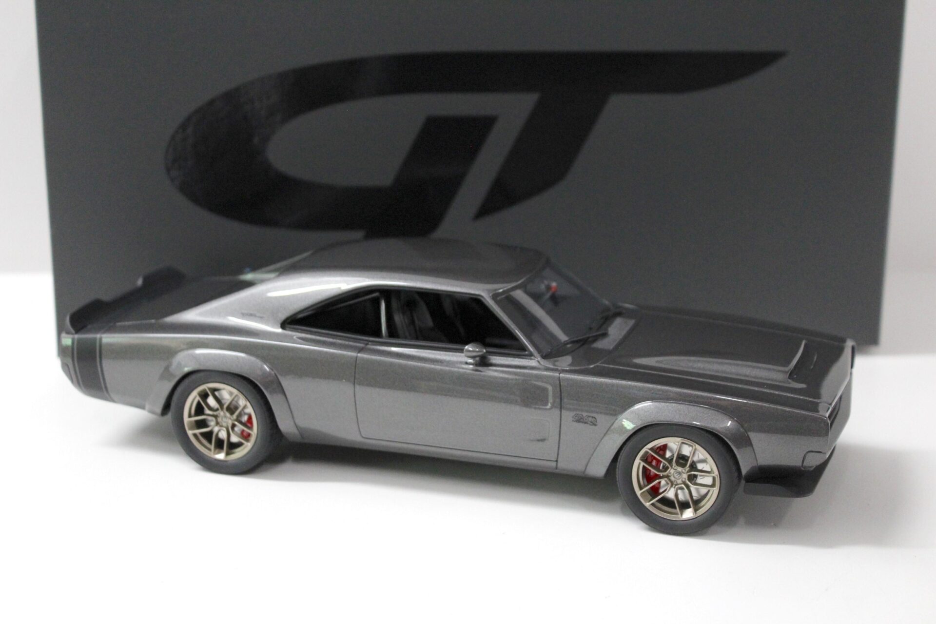 1:18 GT Spirit GT272 Dodge Super Charger Sema Concept 1968 grey metallic