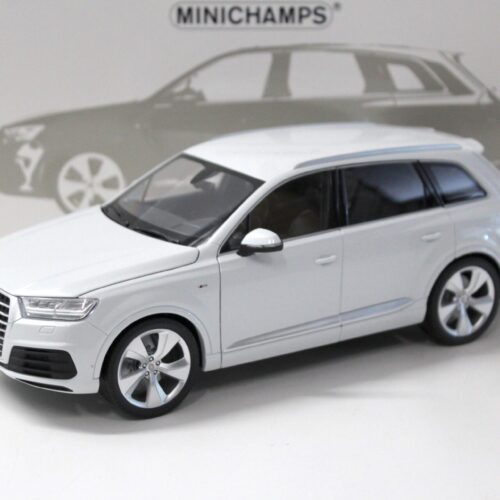 1:18 Minichamps Audi Q7 - 2015 metallic white - FULL OPENING