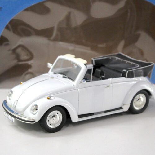 1:18 Revell VW Käfer 1302 LS Cabriolet white
