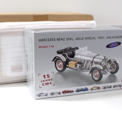 1:18 CMC Mercedes SSKL Mille Miglia 1931 M-087 Jubiläum + Vitrine